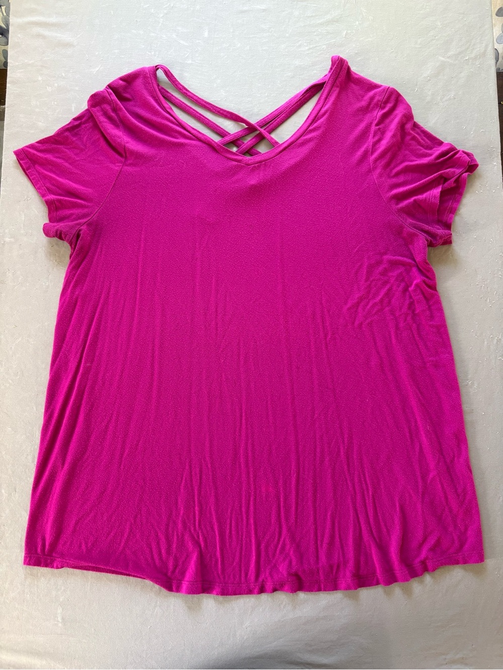 Time and Tru Fuchsia Crisscross Back Short Sleeve Maternity Top